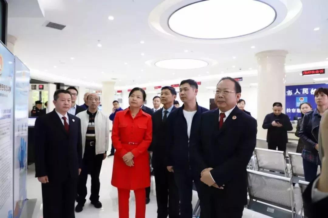 365bet网站_365bet娱乐平台_bt365.me开放日：共和国建设者走进365bet网站_365bet娱乐平台_bt365.me机关